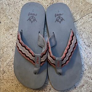 Reef Braided Flip Flops size 7